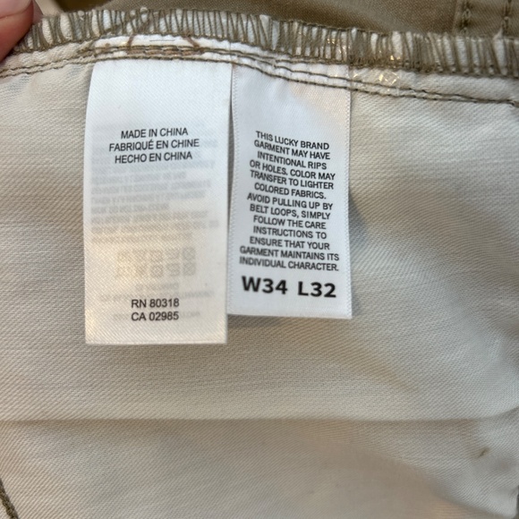 Lucky Brand Men’s khakis - Picture 3 of 3